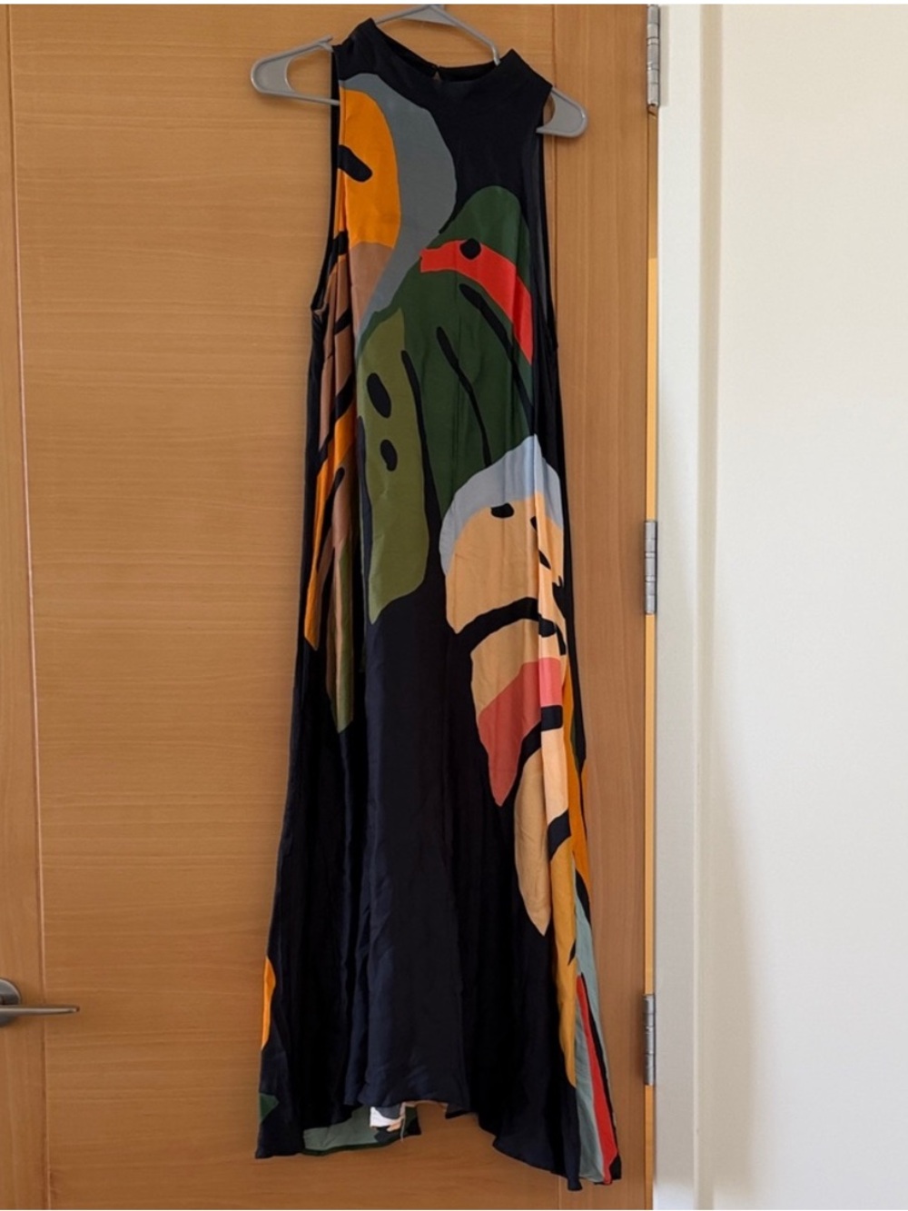 Farm Rio Troppcsl Leaf Halter Maxi Dress - Picture 7 of 13